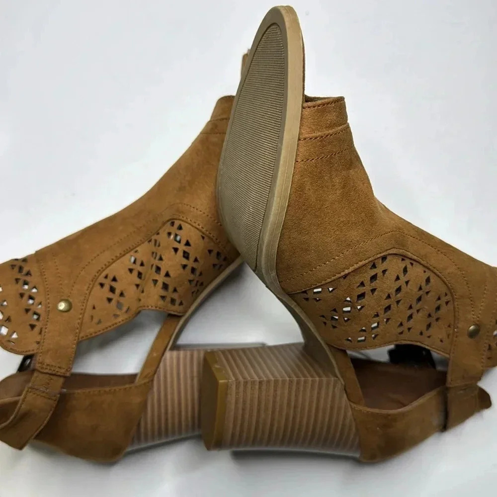American Eagle size 11 platform sandals with block heels in tan - Picture 5 of 8